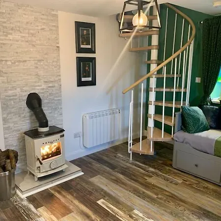 Unique Restored Barn With Stove * Killybegs