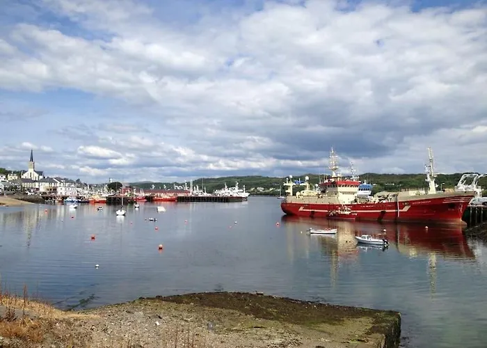 Unique Restored Barn With Stove *